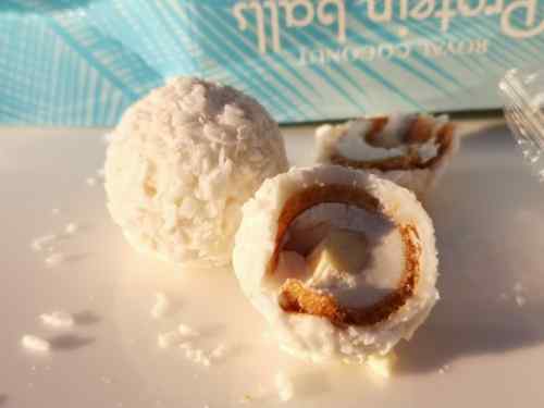 Protein Balls Coconut Almond feel Fit